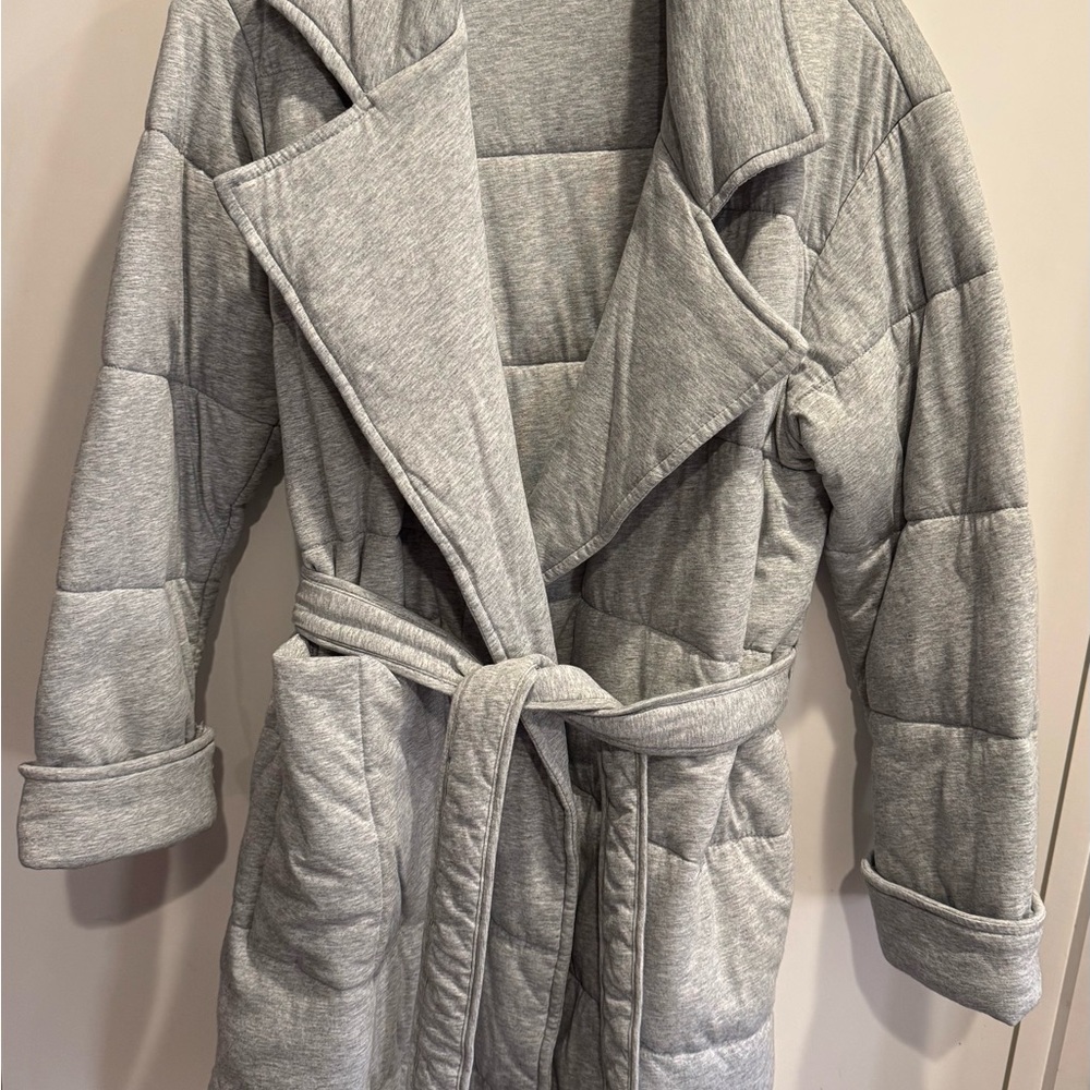 Skin Quilted Gray Robe